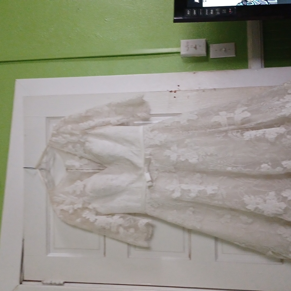 Wedding dress